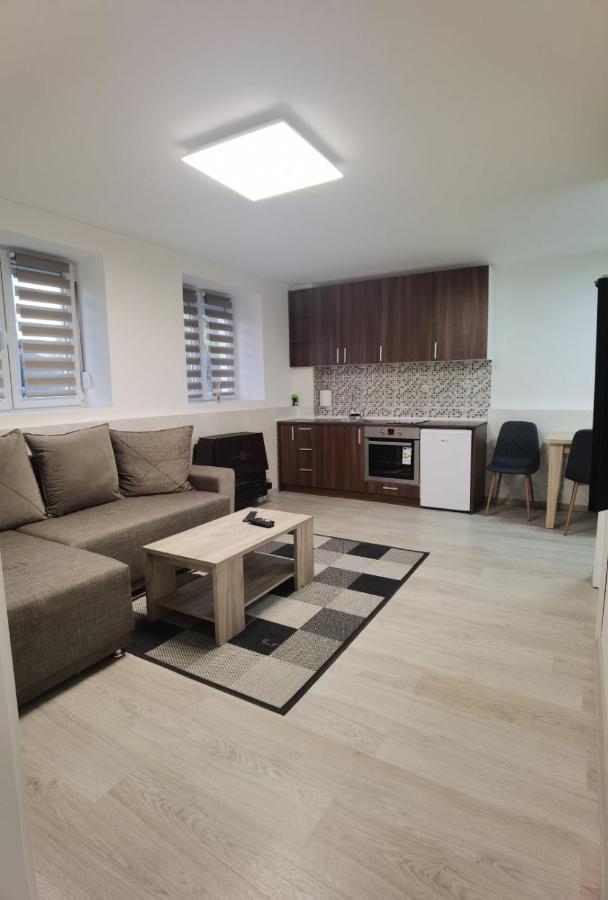 Kraguj Apartman 2 Kragujevac Buitenkant foto